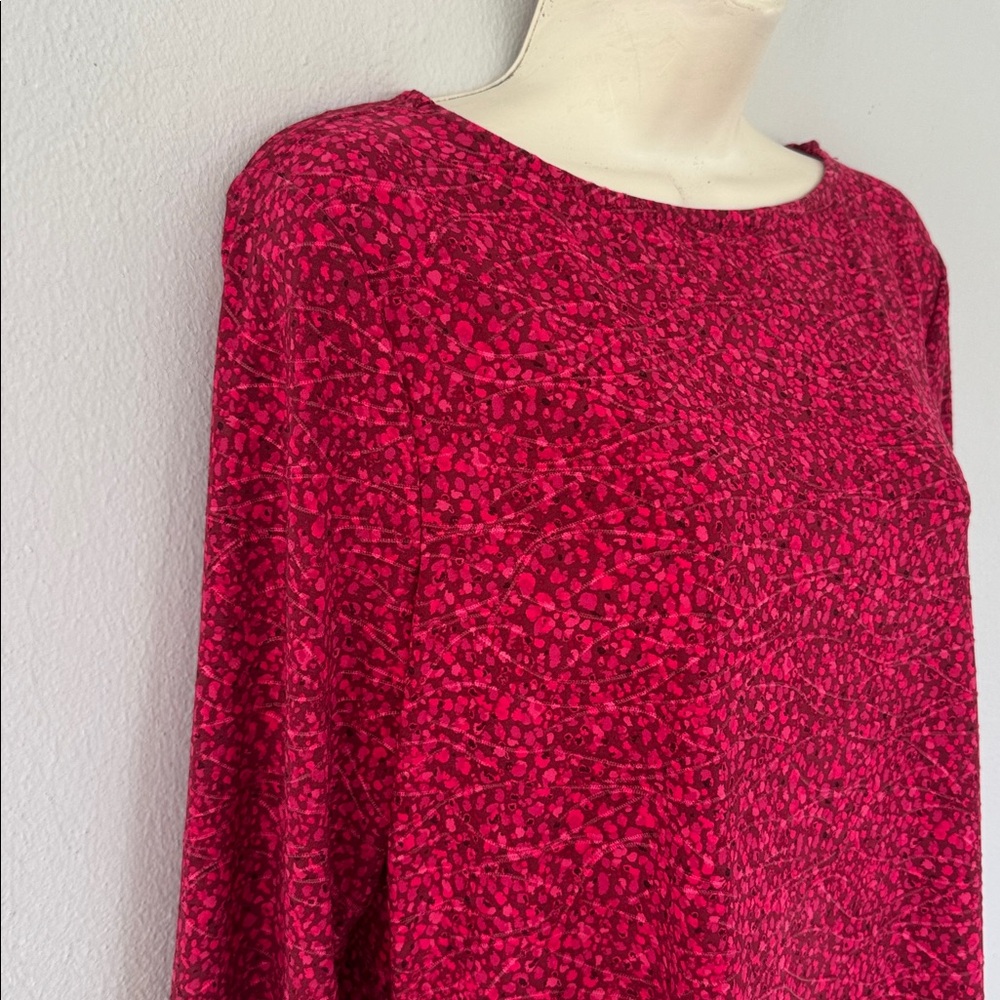 Croft & Barrow red abstract dot print 3/4 sleeve stretch top size petite medium - Picture 7 of 12